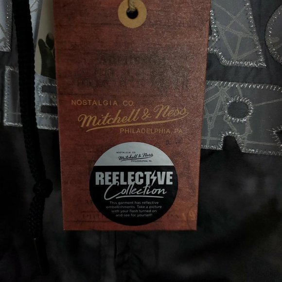 Mitchell & Ness Chicago Bears NFL Reflective Womens Jacket‎ M Medium Dk Grey NWT - Picture 7 of 9